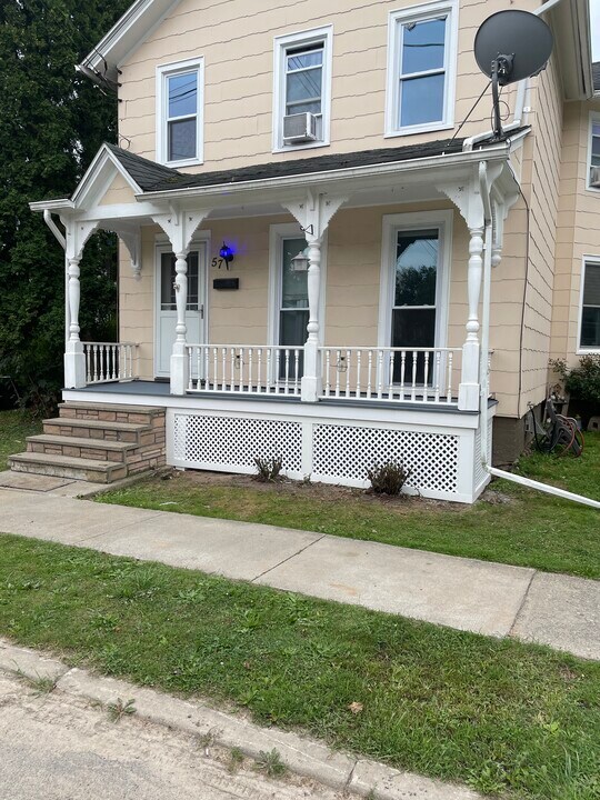 57 John St in Geneva, NY - Building Photo