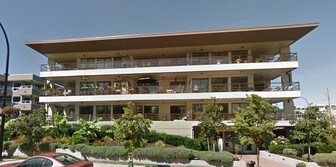 Promenade in White Rock, BC - Building Photo