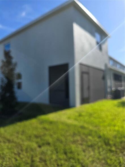 4073 Gold Dust Ln in Sarasota, FL - Foto de edificio - Building Photo
