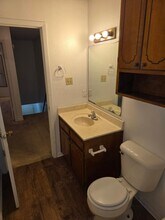 127 Regency Ave in Victoria, TX - Building Photo - Building Photo