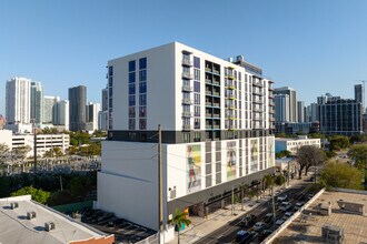 Wynwood Works in Miami, FL - Foto de edificio - Building Photo