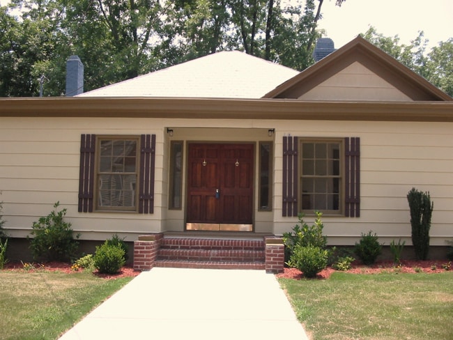 property at 18 Salbide Ave