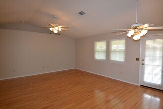 5721 W Tempe Ave in Visalia, CA - Building Photo - Building Photo