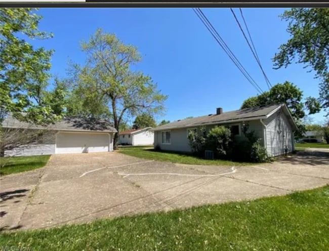 1 1st St in Bedford Heights, OH - Building Photo - Building Photo