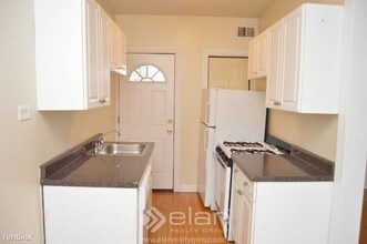 2950 N Seminary Ave-Unit -Apt 2 in Chicago, IL - Building Photo - Building Photo