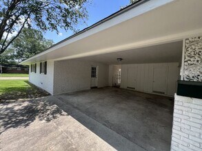 10444 Browning Dr in Baton Rouge, LA - Building Photo - Building Photo
