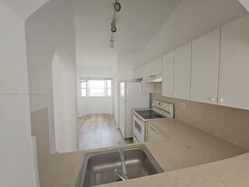 1241 SE 29th St in Homestead, FL - Building Photo