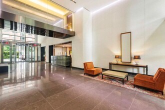 211 N End Ave in New York, NY - Building Photo - Building Photo