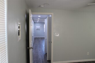 4214 Fuqua St in Bacliff, TX - Building Photo - Building Photo