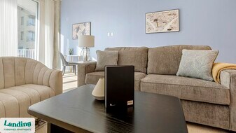 143 E Commerce St in San Antonio, TX - Building Photo