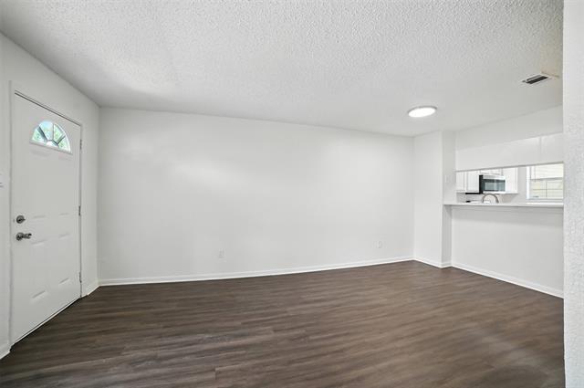 2273 Aspen Dr in Dallas, TX - Building Photo - Building Photo