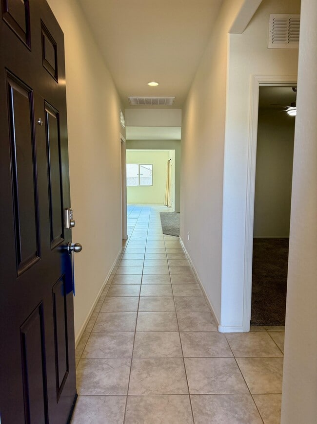 24403 W Ripple Rd in Buckeye, AZ - Building Photo - Building Photo