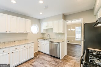 2871 Quinbery Dr in Snellville, GA - Building Photo - Building Photo