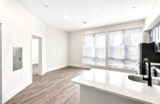 7 Mount Vernon St, Unit #603 in Lynn, MA - Building Photo