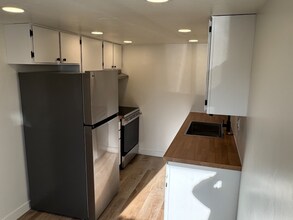 174-180 W Foxbridge Dr, Unit 180 in Midvale, UT - Foto de edificio - Building Photo