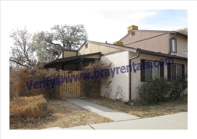 property at 3289 N Good Hope Cir