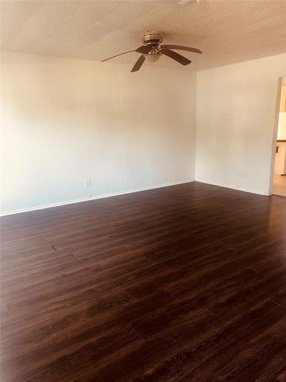 2010 Bogatto St in La Marque, TX - Building Photo - Building Photo