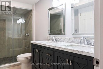 196 McCaffrey Rd in Newmarket, ON - Building Photo - Building Photo