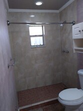 5770 NW 191st Terrace in Hialeah, FL - Building Photo - Building Photo