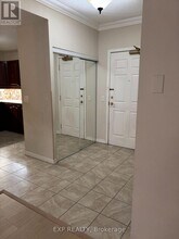 350 Princess Royal Dr in Mississauga, ON - Building Photo - Building Photo