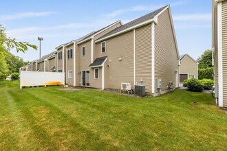 129 Acton St in Maynard, MA - Building Photo - Building Photo