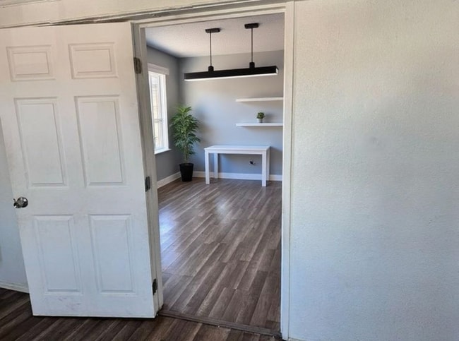 822 W 42nd Pl in Los Angeles, CA - Building Photo - Building Photo