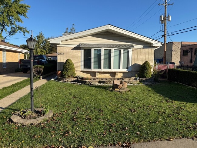 property at 4814 Birchwood Ave