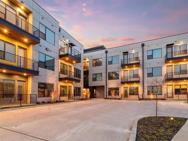 311 Nichols in Fort Worth, TX - Building Photo