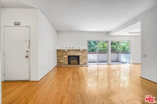 5534 Sylmar Ave in Los Angeles, CA - Building Photo