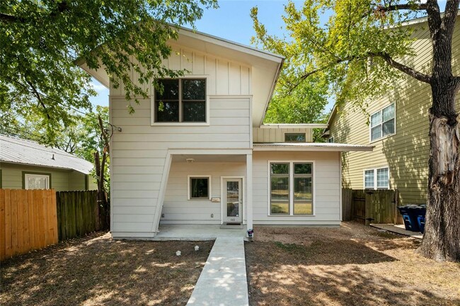 property at 945 E 50th St