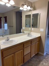408 Canyon Ct in Vallejo, CA - Building Photo - Building Photo