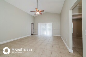 417 Peppermill Cir in Kissimmee, FL - Foto de edificio - Building Photo