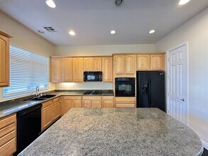 2416 Radio City St in Las Vegas, NV - Building Photo - Building Photo