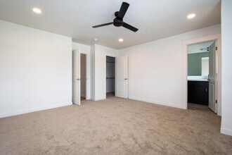 7618 NE 71st Pl in Vancouver, WA - Building Photo - Building Photo