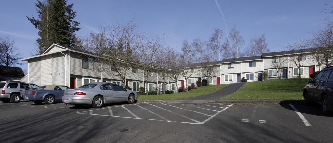 Apple Knoll Apartments in Vancouver, WA - Building Photo