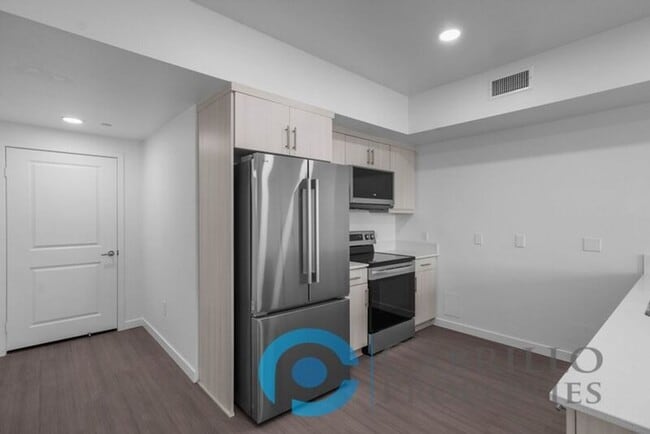 2724 El Cajon Blvd in San Diego, CA - Building Photo - Building Photo