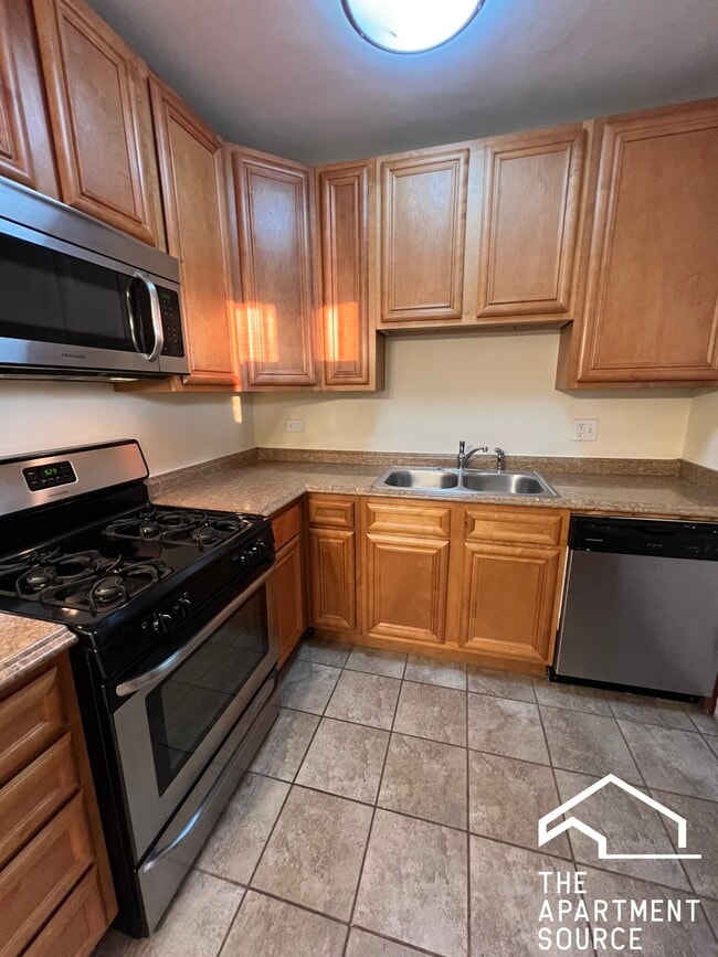 property at 7212 W Jackson Blvd