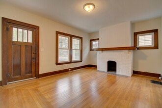 1026 Altavia Ave in Park Hills, KY - Building Photo - Building Photo