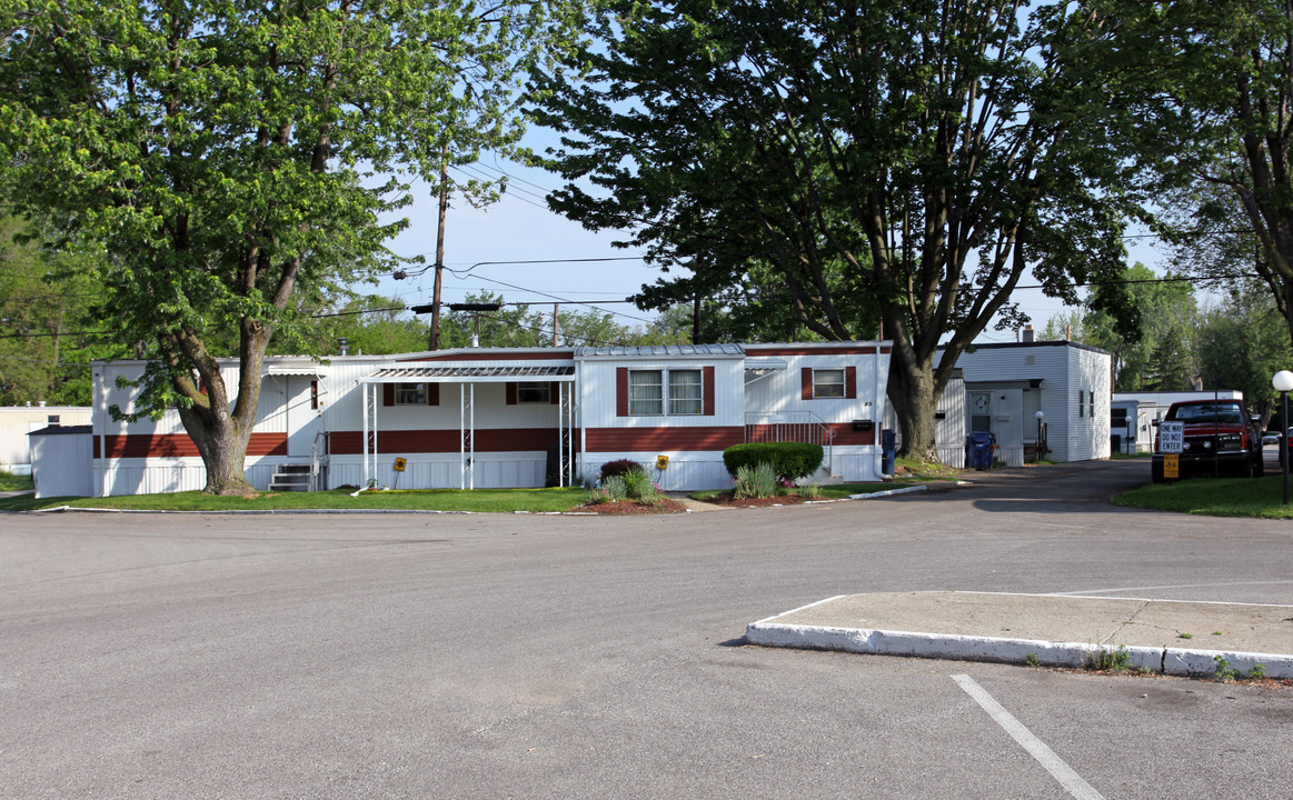 Liberty Mobile Home Park in Toledo, OH - Foto de edificio