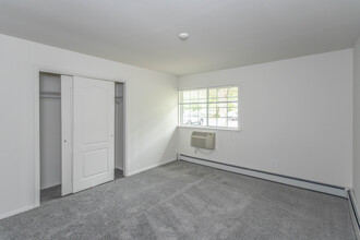 Villas at Pine Hills in Manorville, NY - Building Photo - Interior Photo