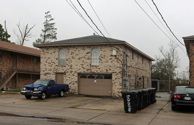 2005 Plaza Dr in Chalmette, LA - Building Photo - Building Photo