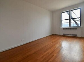haven avenue in New York, NY - Building Photo - Building Photo