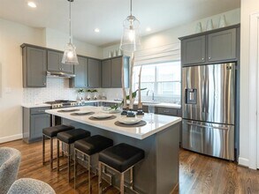 3036 Charline in Houston, TX - Building Photo - Building Photo