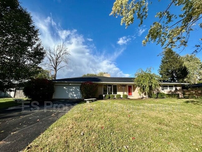 property at 5106 Radnor Rd