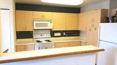 95-1077-1077 Koolani Dr in Mililani, HI - Building Photo - Building Photo