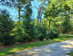 19 B Hawksbill Way in Charlestown, RI - Building Photo - Building Photo
