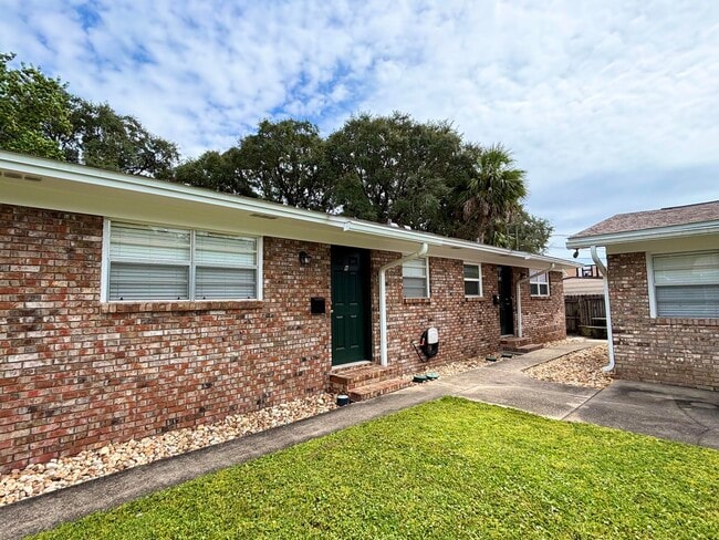 property at 715 Greenwood St