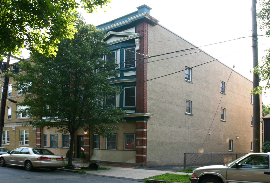 79 Forest St in Montclair, NJ - Foto de edificio