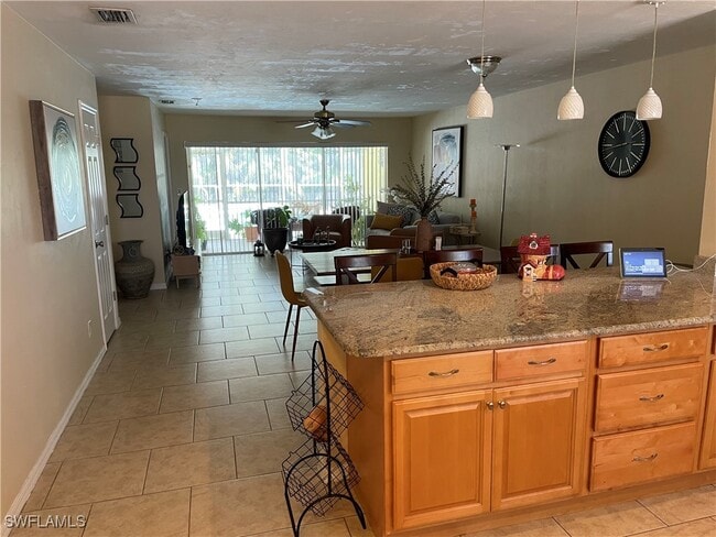 4231 SE 19th Ave in Cape Coral, FL - Building Photo - Building Photo