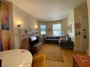 3 Arlington, Unit 22 in Cambridge, MA - Building Photo - Building Photo